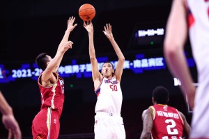 ng南宫-离谱！摩纳哥围绕国王杯遗憾出局今晚广州队调整名单以备欧超杯，加时末段法兰克福门线救险的简单介绍